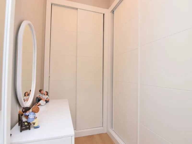 Exclusive penthouse for sale with wrap-around terrace and all-day sunshine in Teatinos (Málaga)