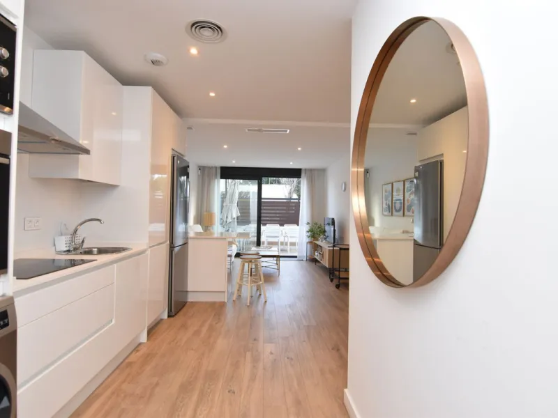Apartment - Ground Floor Apartment в продаже в Torremolinos, Málaga. В доме 2 спален и 2 ванных комнат. Площадь дома 110 м²