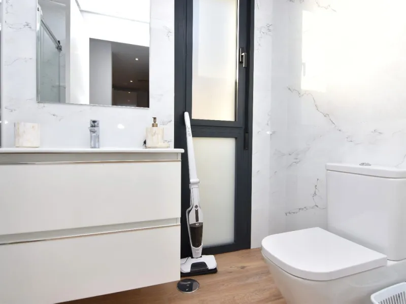 Apartment - Ground Floor Apartment в продаже в Torremolinos, Málaga. В доме 2 спален и 2 ванных комнат. Площадь дома 110 м²