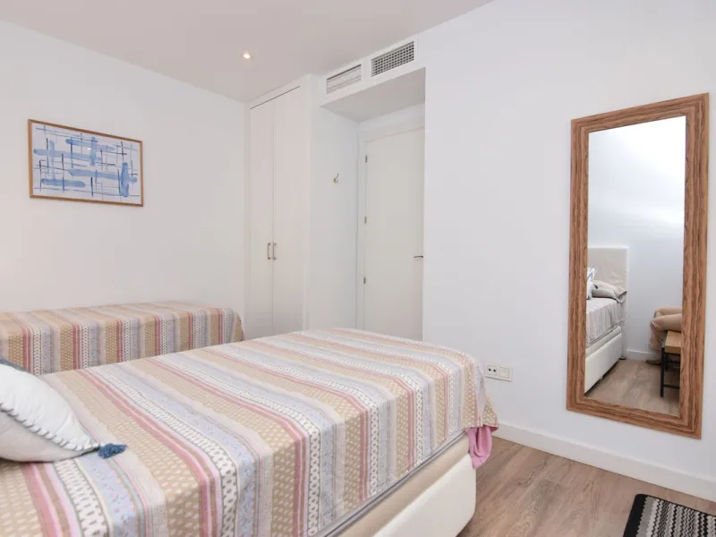 Apartment - Ground Floor Apartment в продаже в Torremolinos, Málaga. В доме 2 спален и 2 ванных комнат. Площадь дома 110 м²