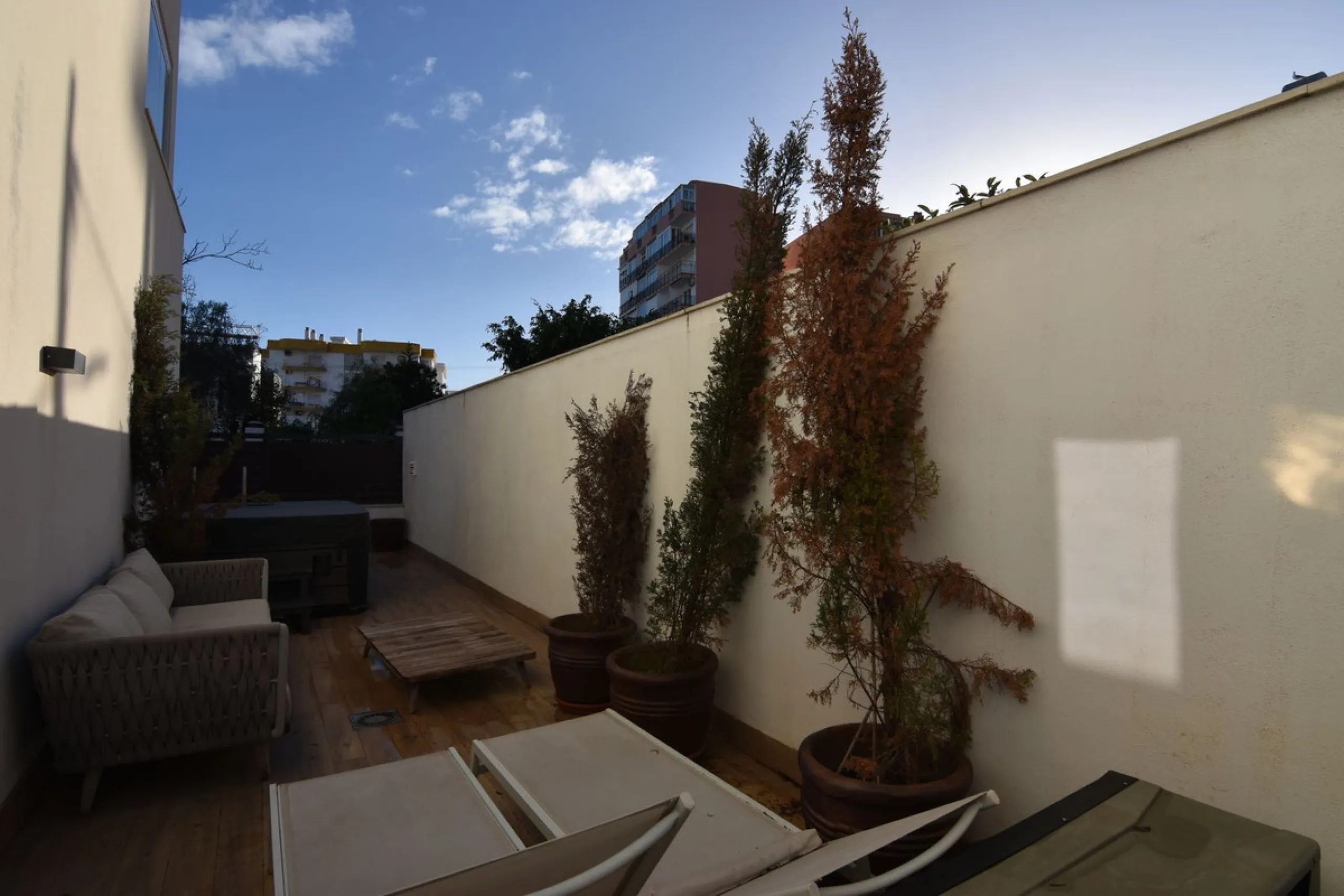 Apartment - Ground Floor Apartment в продаже в Torremolinos, Málaga. В доме 2 спален и 2 ванных комнат. Площадь дома 110 м²