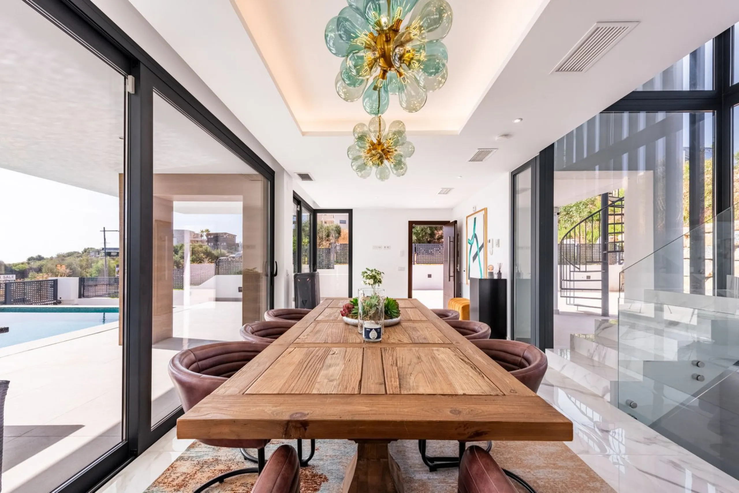 Modern Luxury Villa with Panoramic Golf and Sea Views in Estepona!