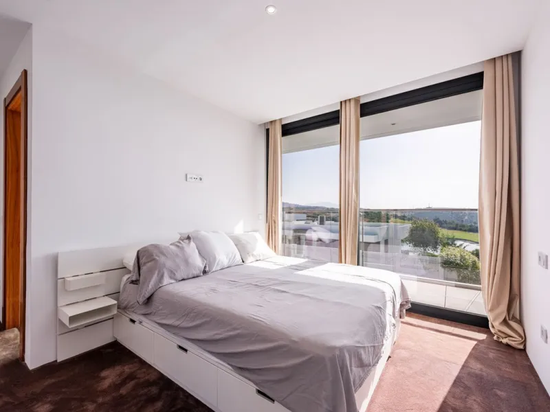 Modern Luxury Villa with Panoramic Golf and Sea Views in Estepona!