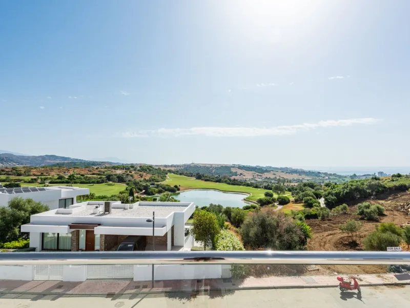 Modern Luxury Villa with Panoramic Golf and Sea Views in Estepona!