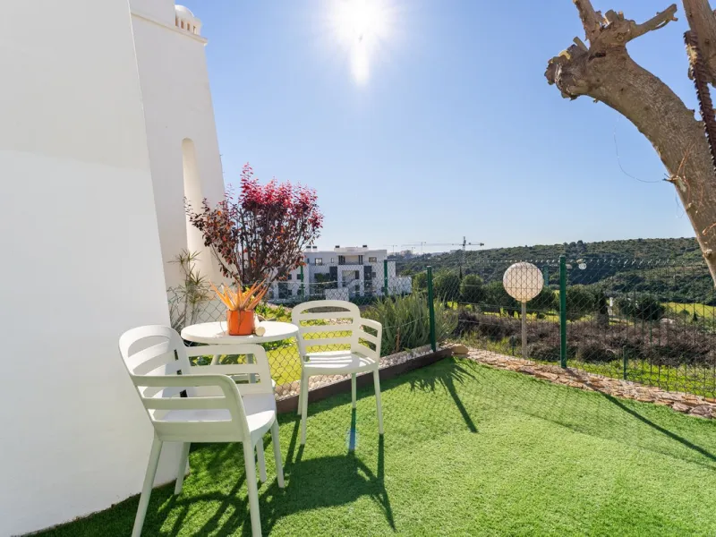 Stunning ground floor apartment in Casares Golf – Your Perfect Getaway!