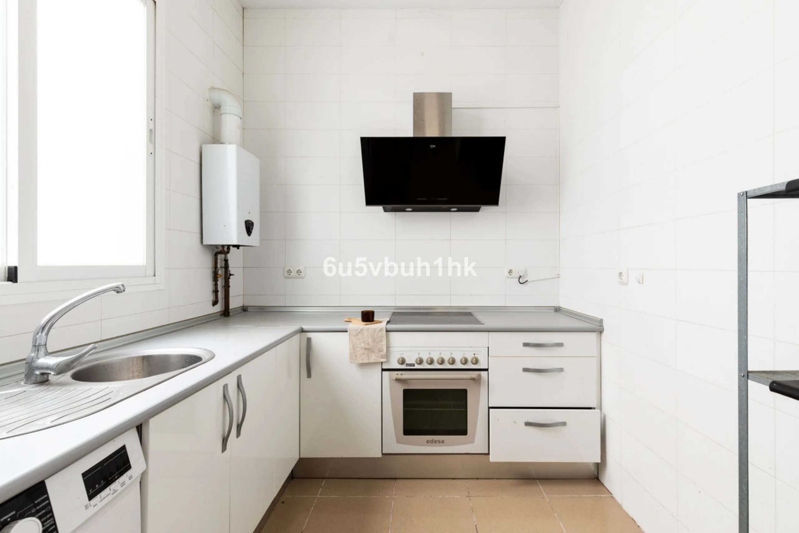 Located on Calle Císter, one of Málaga's most prestigious and sought-after streets — directly beside the iconic Cathedral — this spacious apartment offers a rare opportunity to acquire a property of character in the very heart of the historic centre.
