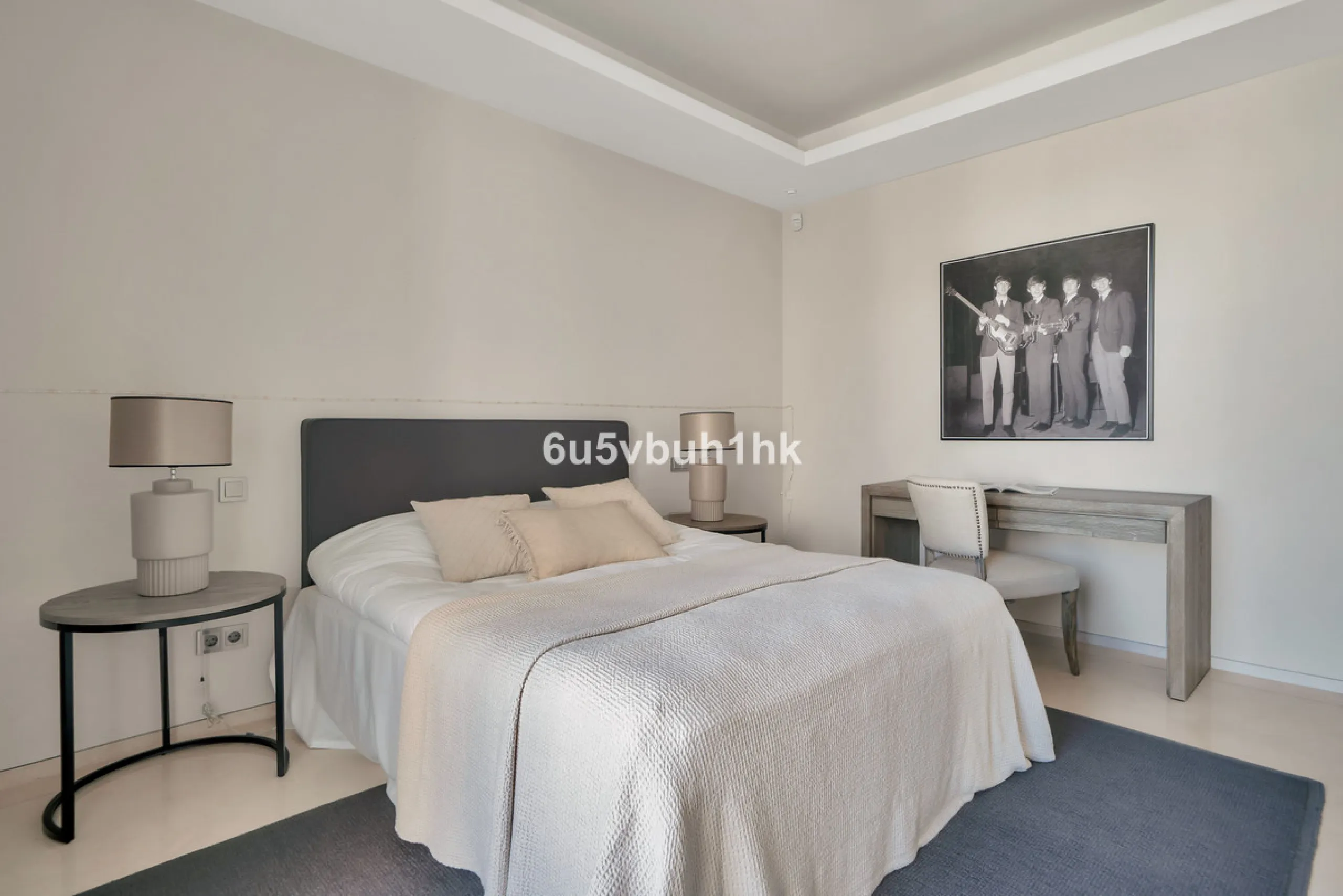 House - Detached Villa в продаже в Marbella, Málaga. В доме 6 спален и 6 ванных комнат. Площадь дома 476 м². Площадь участка 618 м²