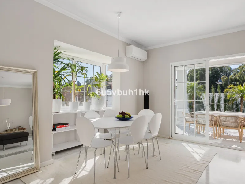 Welcome to a Home where everyday life feels like a holiday. Located on a quiet cul-de-sac in the sought-after area of Campo de Mijas, this property offers privacy, security and a true residential atmosphere – surrounded by permanent neighbours, not short-