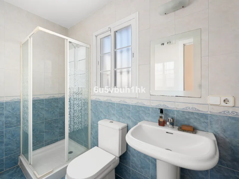 Welcome to a Home where everyday life feels like a holiday. Located on a quiet cul-de-sac in the sought-after area of Campo de Mijas, this property offers privacy, security and a true residential atmosphere – surrounded by permanent neighbours, not short-