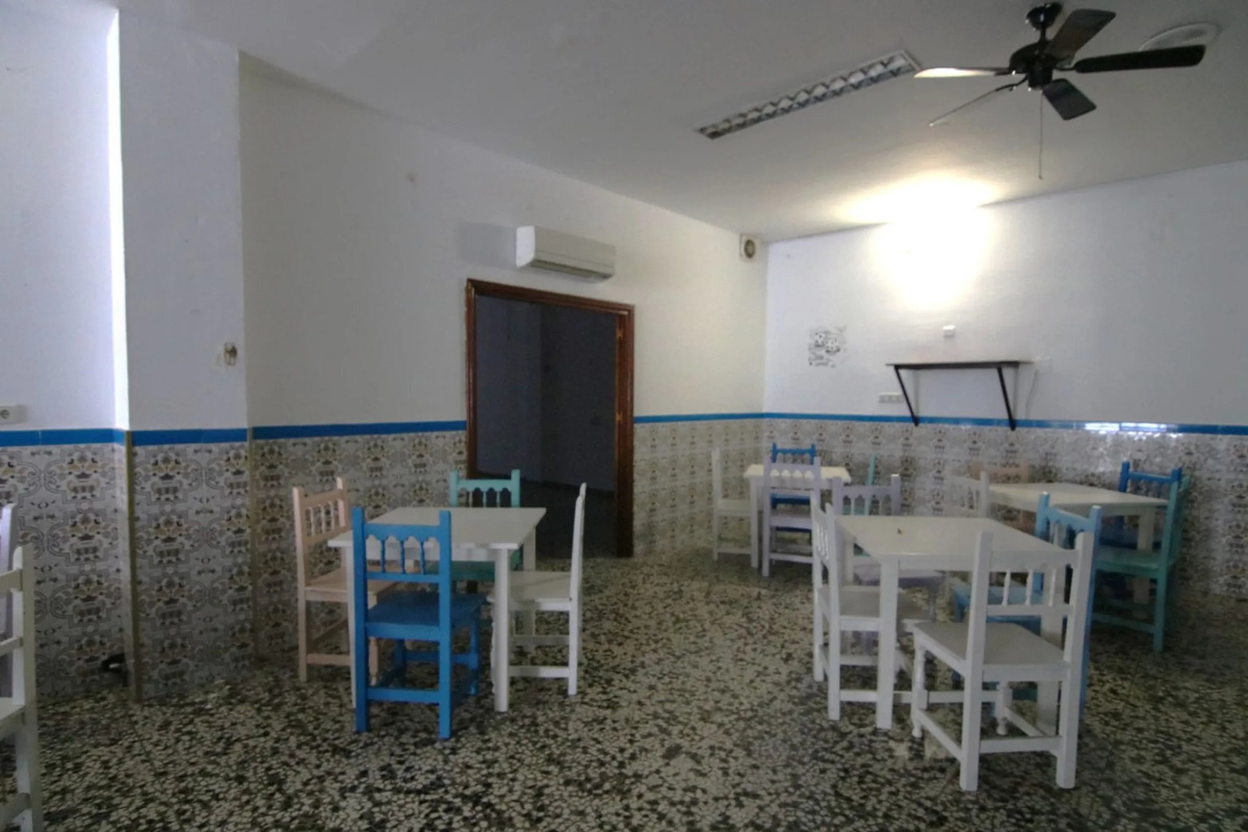 MAGNIFICENT PREMISES WITH ACCESS TO TWO STREETS IN LOS BOLICHES