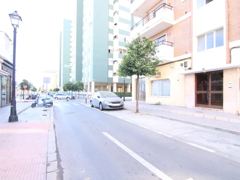 MAGNIFICENT PREMISES WITH ACCESS TO TWO STREETS IN LOS BOLICHES