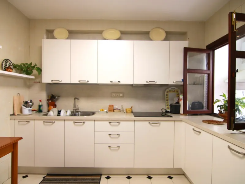 House - Townhouse в продаже в Coín, Málaga. В доме 6 спален и 2 ванных комнат. Площадь дома 128 м²
