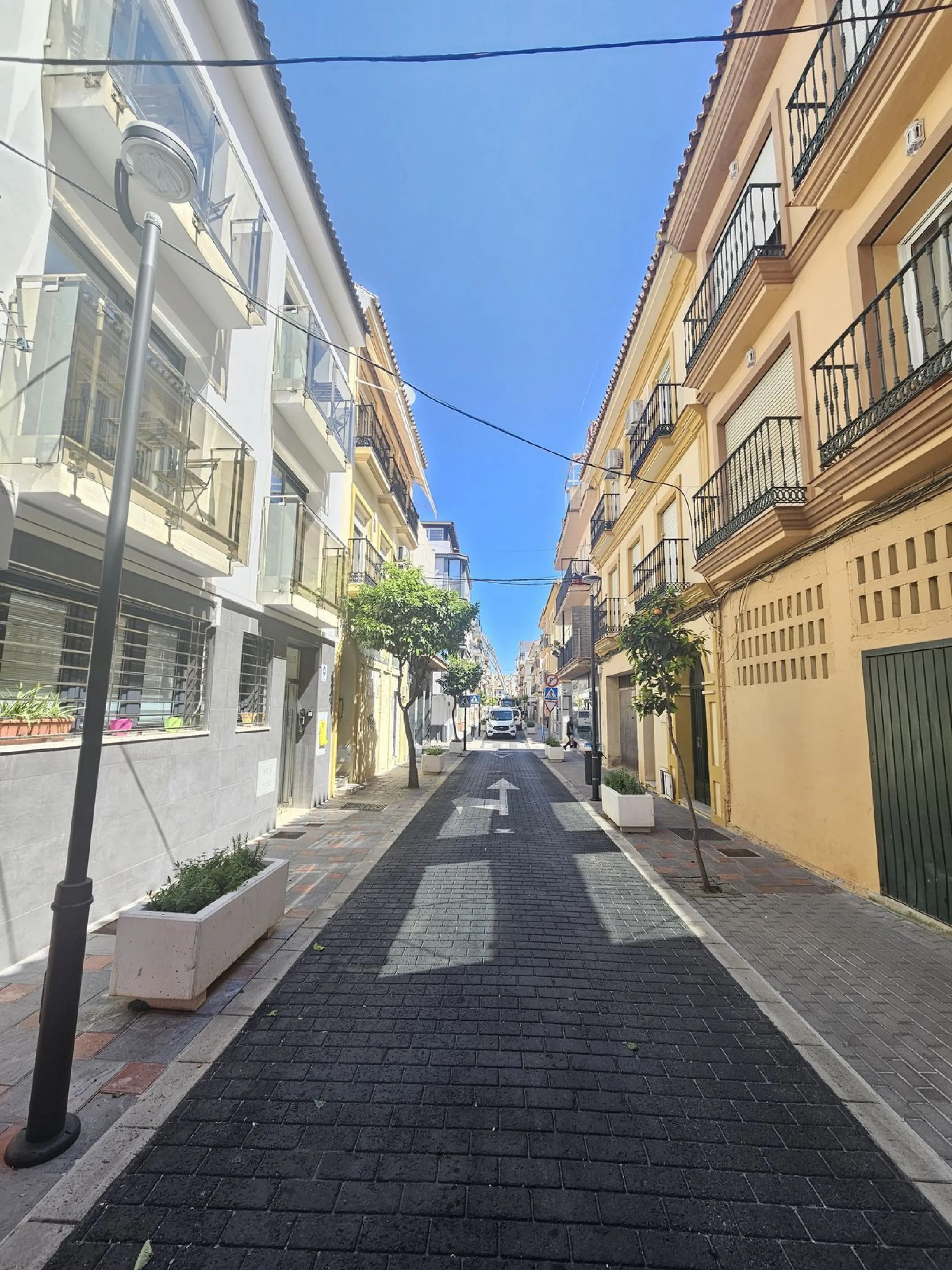 Newly built rarely used beachside apartment in Fuengirola.