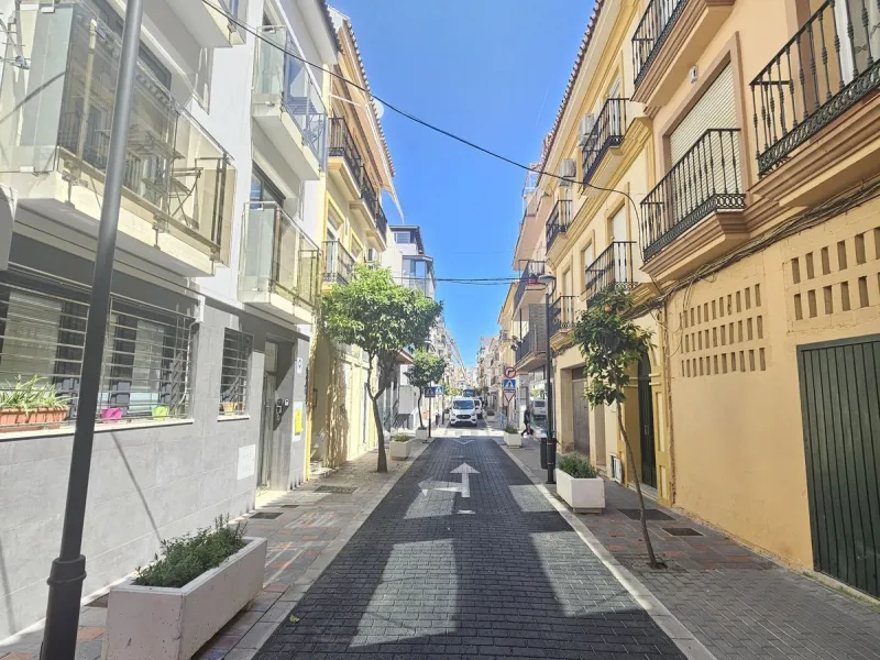Newly built rarely used beachside apartment in Fuengirola.