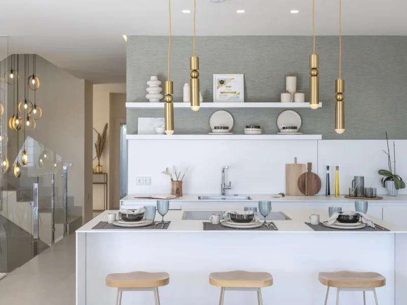 This modern, top-quality villa is located in Velaya Gardens, a prestigious frontline beach development on the New Golden Mile, just a short distance from Estepona town center via the new Paseo.