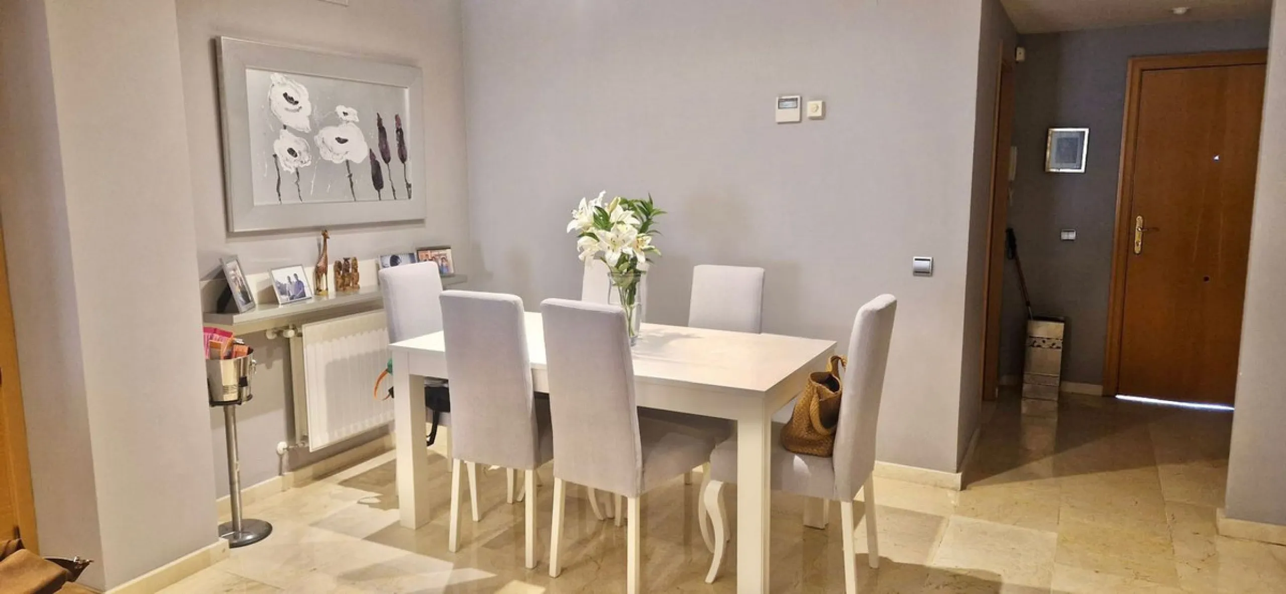 Bright apartment with golf course, garden, and pool views in a gated community!