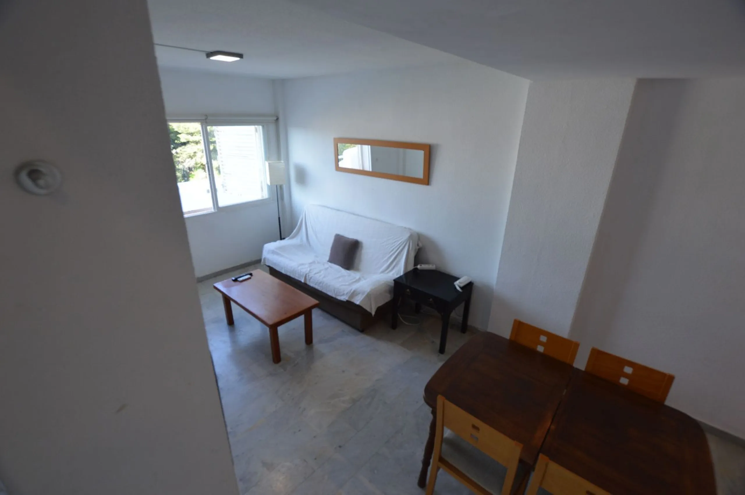 Discover the duplex of your dreams in Torreblanca! This charming 122 m² home offers you a cozy and modern space, ready to move into. With two spacious bedrooms and two bathrooms, you will find the comfort you have always wanted. The illuminated terrace, f