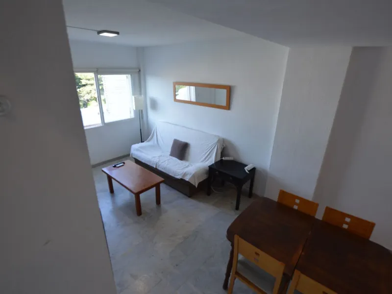 Discover the duplex of your dreams in Torreblanca! This charming 122 m² home offers you a cozy and modern space, ready to move into. With two spacious bedrooms and two bathrooms, you will find the comfort you have always wanted. The illuminated terrace, f