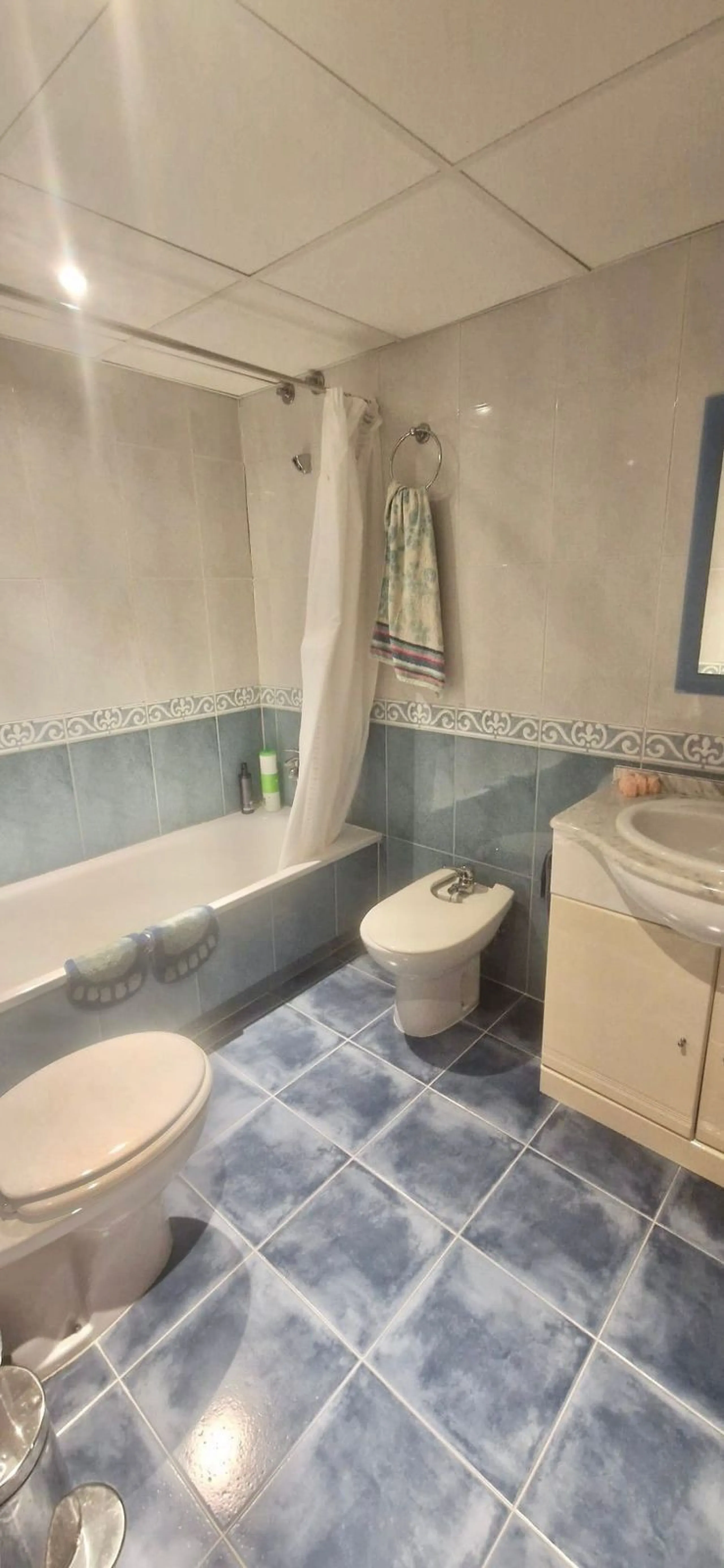 Bright apartment with golf course, garden, and pool views in a gated community!