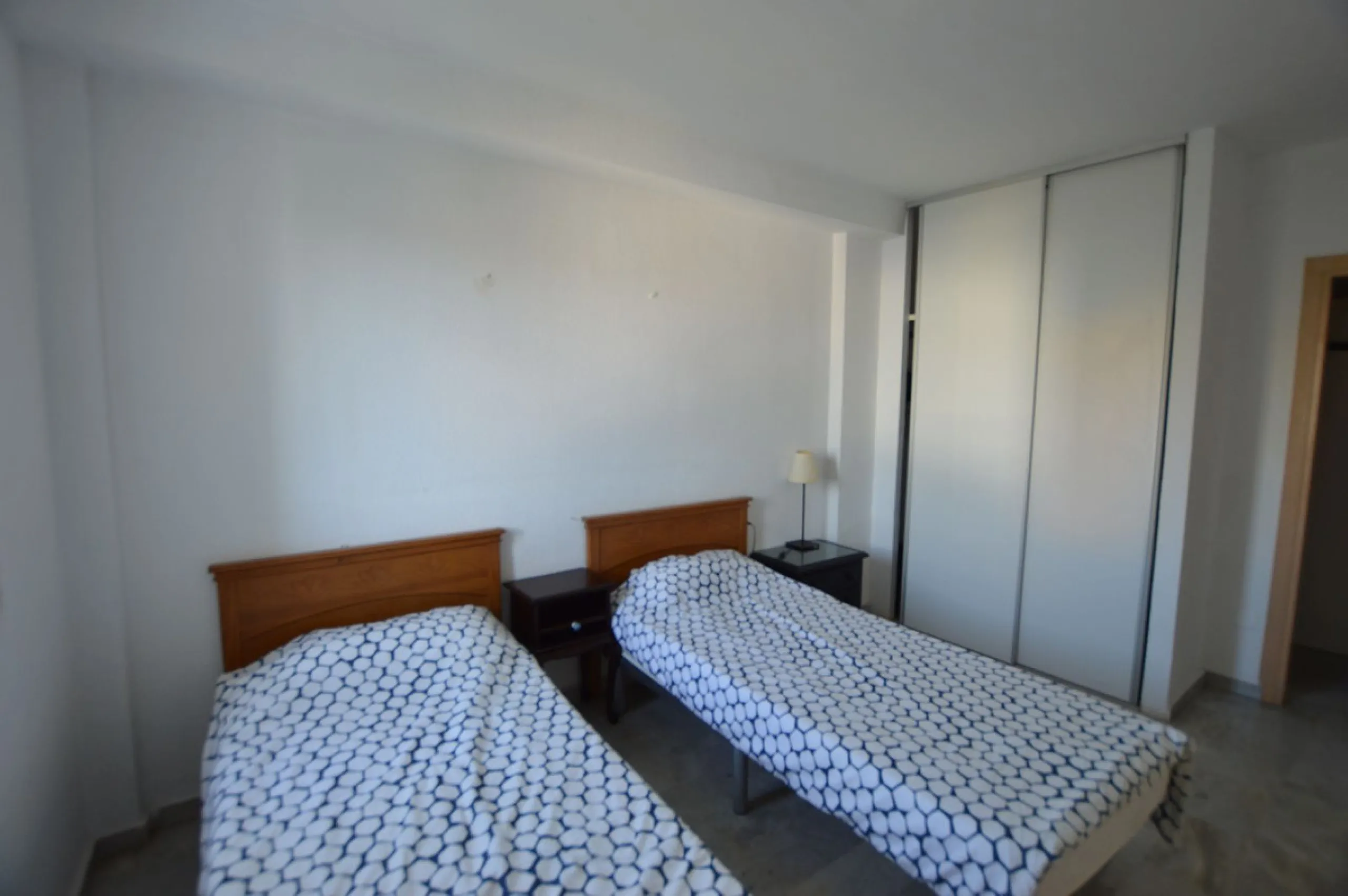 Discover the duplex of your dreams in Torreblanca! This charming 122 m² home offers you a cozy and modern space, ready to move into. With two spacious bedrooms and two bathrooms, you will find the comfort you have always wanted. The illuminated terrace, f
