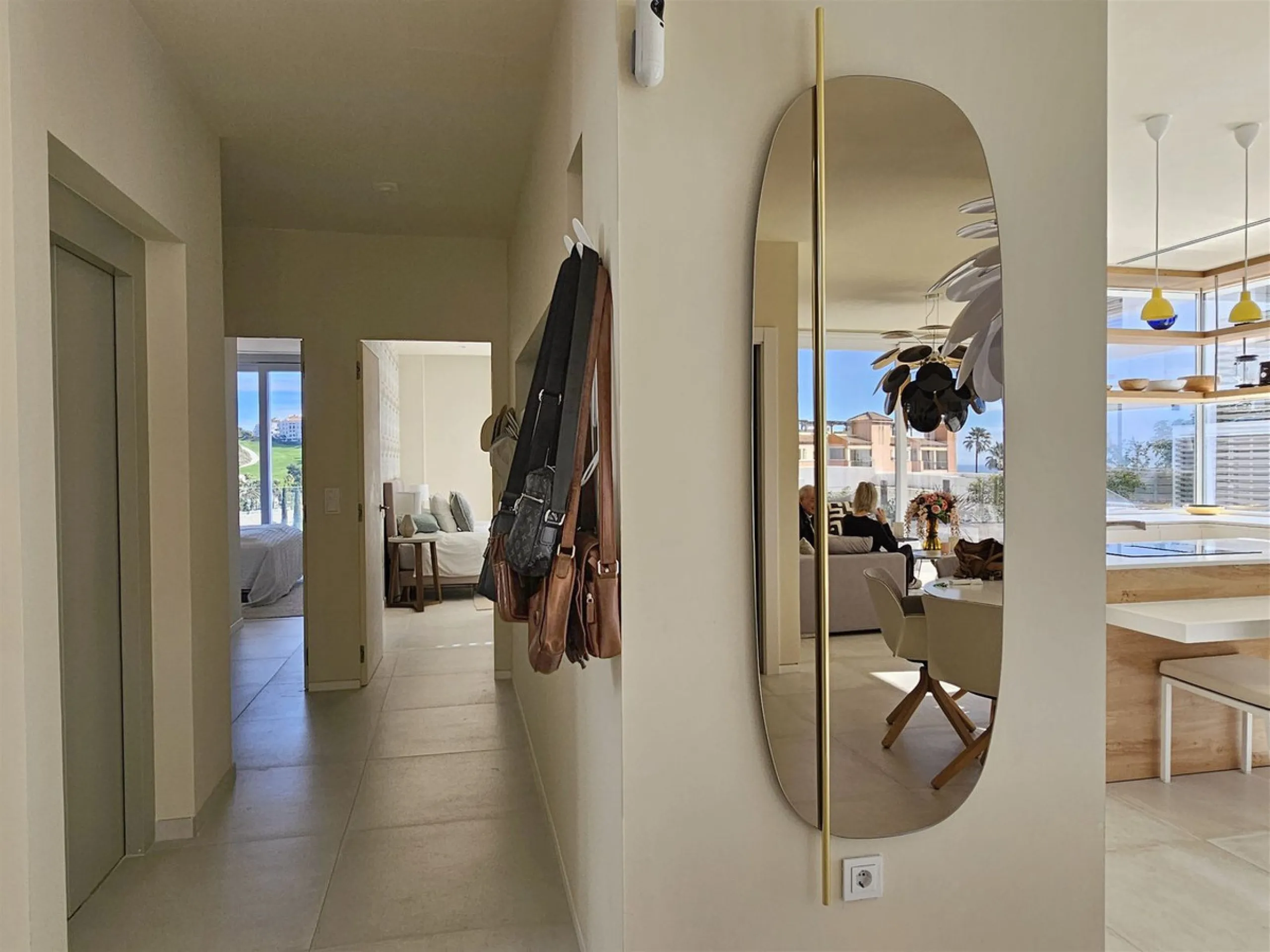 Completed in 2021, this beautifully presented 5 bedroom, 5.5 bathroom contemporary villa sits within a secure gated community in lower Riviera del Sol, just 1.2 km (15 minutes walk) from the beach, shops, and restaurants of Riviera and neighbouring Calaho