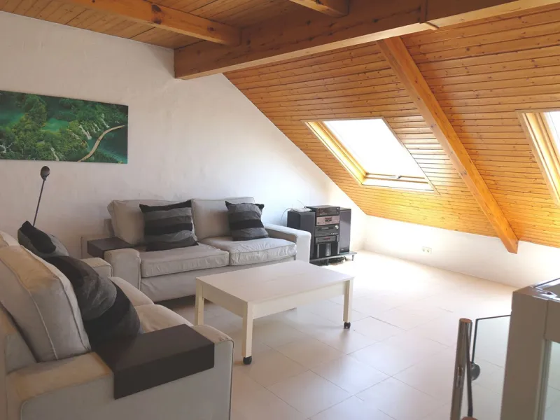 Bright 3-Bedroom Duplex Penthouse – Just Steps from the Beach in Fuengirola