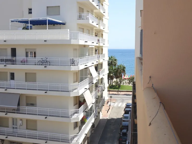 Bright 3-Bedroom Duplex Penthouse – Just Steps from the Beach in Fuengirola