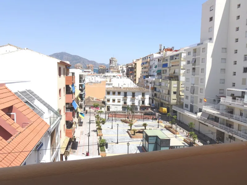 Bright 3-Bedroom Duplex Penthouse – Just Steps from the Beach in Fuengirola