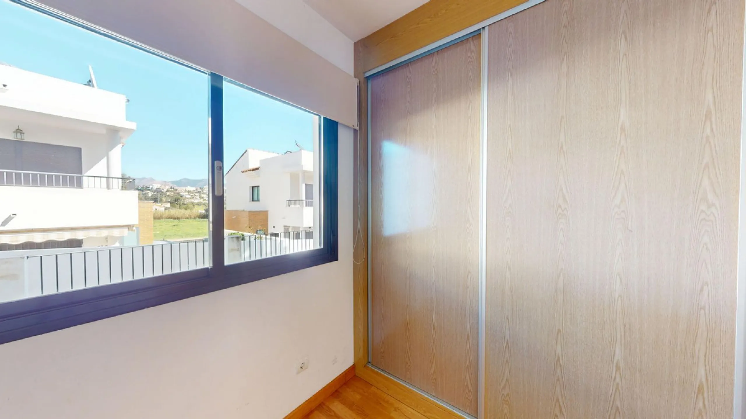 Apartment for sale in Mijas Golf — 2 bedrooms, 70 m² terrace, garage and pool