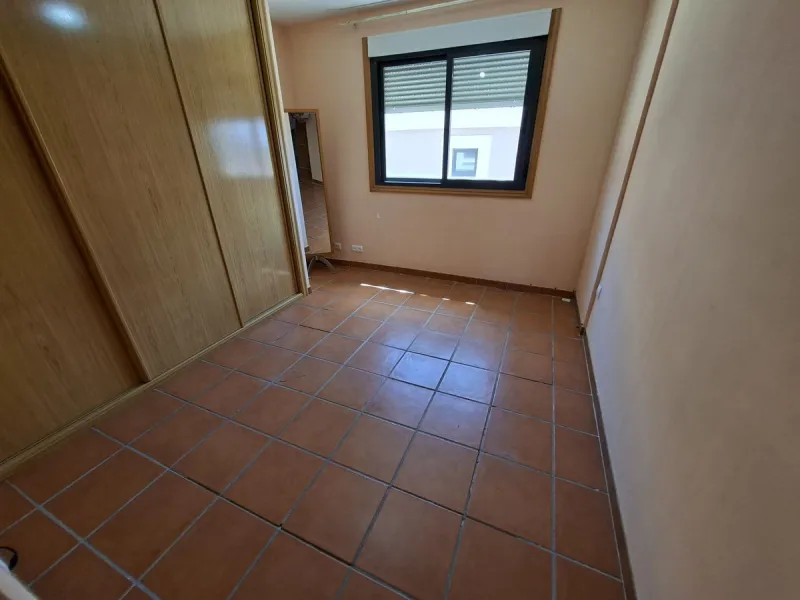 Large detached family townhouse close to all amenities - ideal family home.