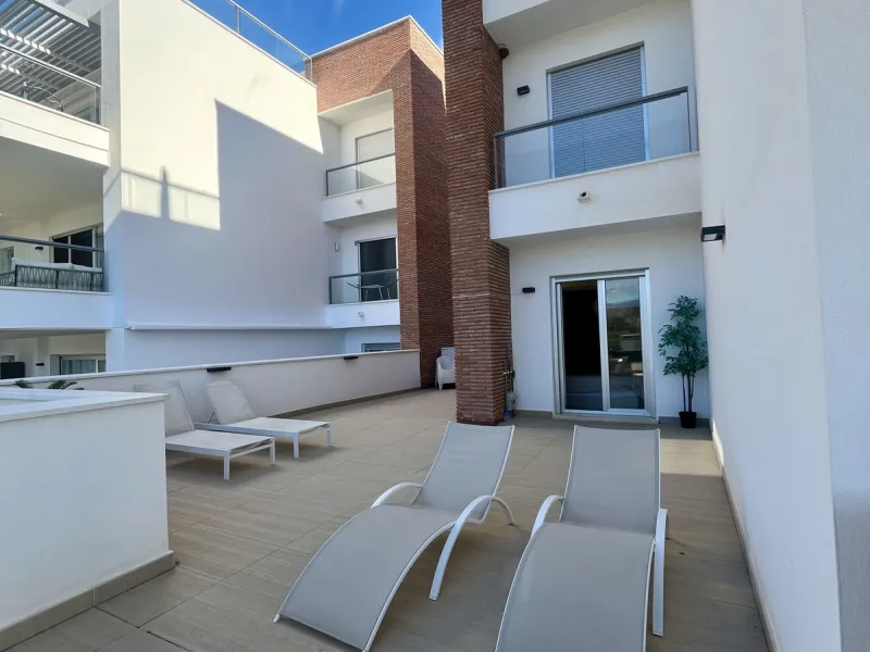 Located in the prestigious Avalon complex in Los Arqueros, Benahavís, Málaga,