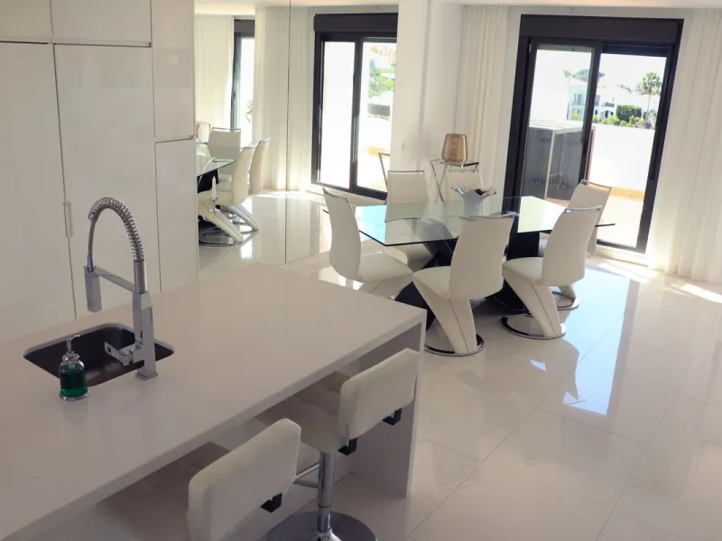 Luxury Sea-View Townhouse for Sale or Rent in Estepona | Sunset Resina Golf, Costa del Sol
