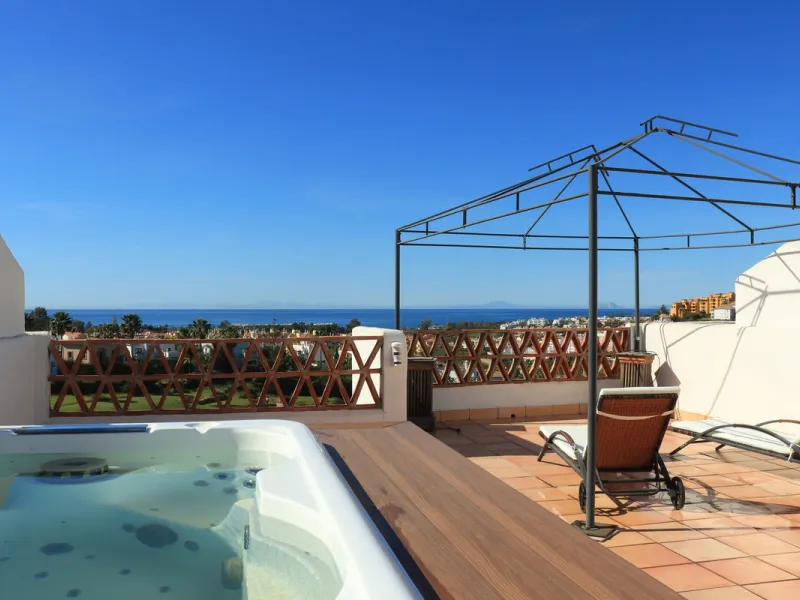 Luxury Sea-View Townhouse for Sale or Rent in Estepona | Sunset Resina Golf, Costa del Sol