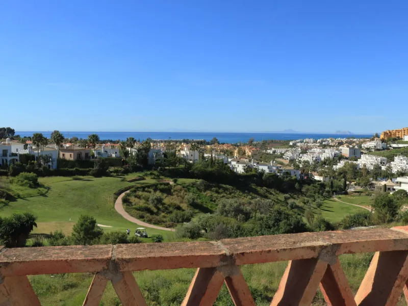 Luxury Sea-View Townhouse for Sale or Rent in Estepona | Sunset Resina Golf, Costa del Sol