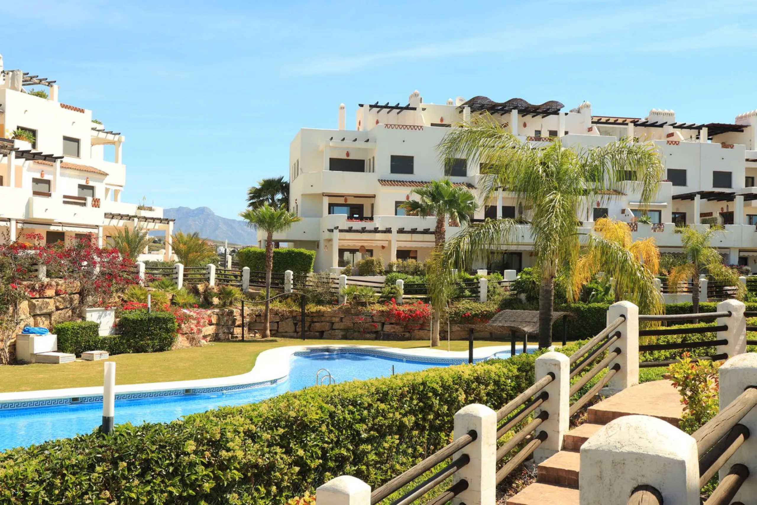Luxury Sea-View Townhouse for Sale or Rent in Estepona | Sunset Resina Golf, Costa del Sol
