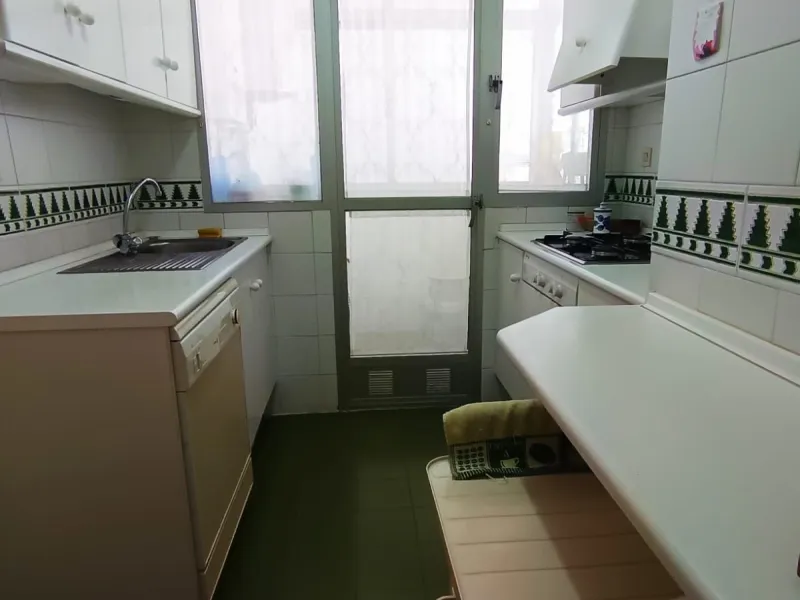 Fantastic 2-bedroom, 2-bathroom apartment located in a superb beachfront complex.