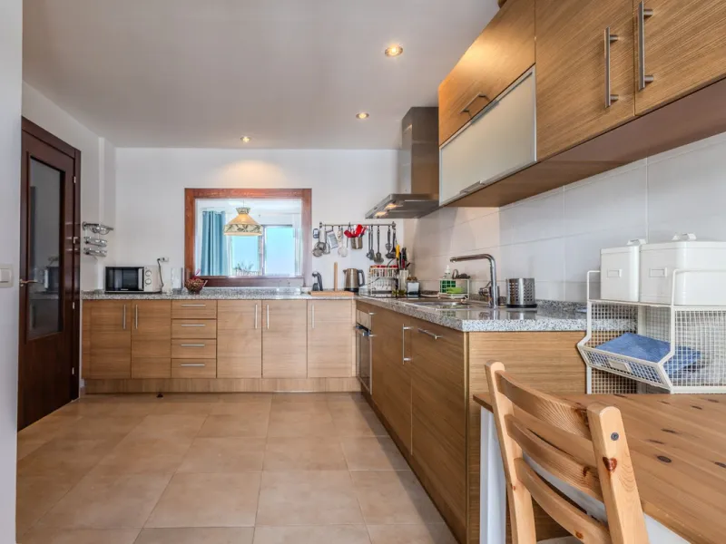 DUPLEX PENTHOUSE WITH PANORAMIC SEA VIEWS IN LOS ALTOS DE LOS MONTEROS