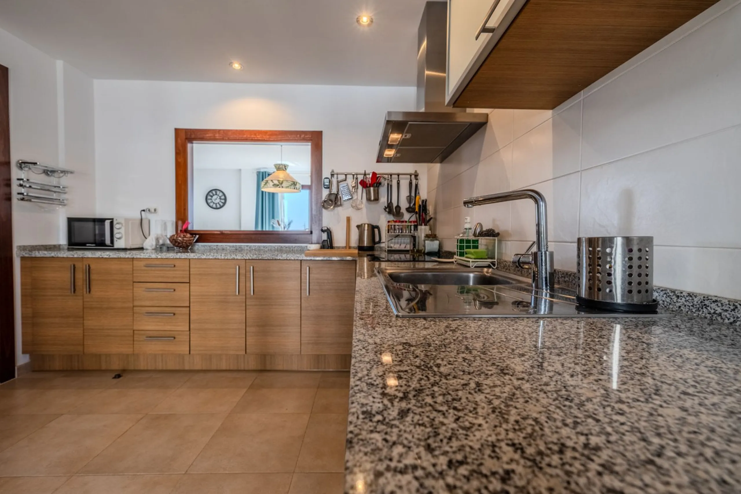 DUPLEX PENTHOUSE WITH PANORAMIC SEA VIEWS IN LOS ALTOS DE LOS MONTEROS