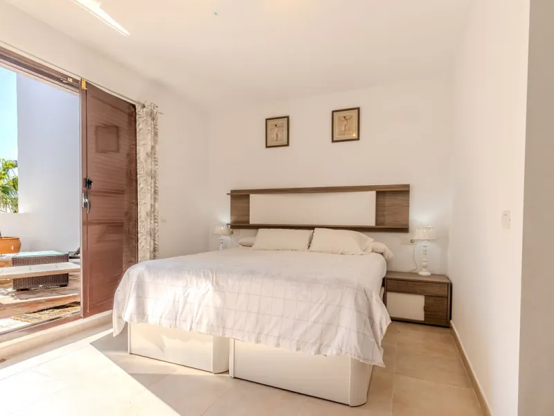 DUPLEX PENTHOUSE WITH PANORAMIC SEA VIEWS IN LOS ALTOS DE LOS MONTEROS