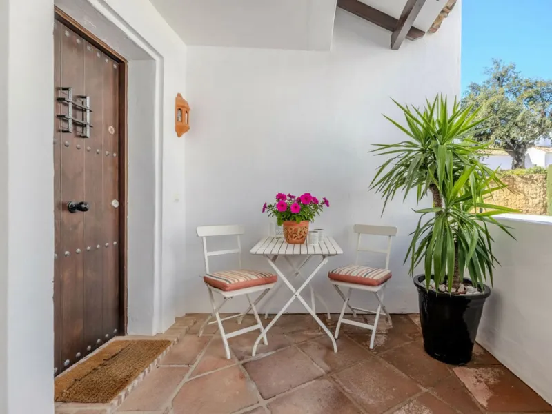 DUPLEX PENTHOUSE WITH PANORAMIC SEA VIEWS IN LOS ALTOS DE LOS MONTEROS