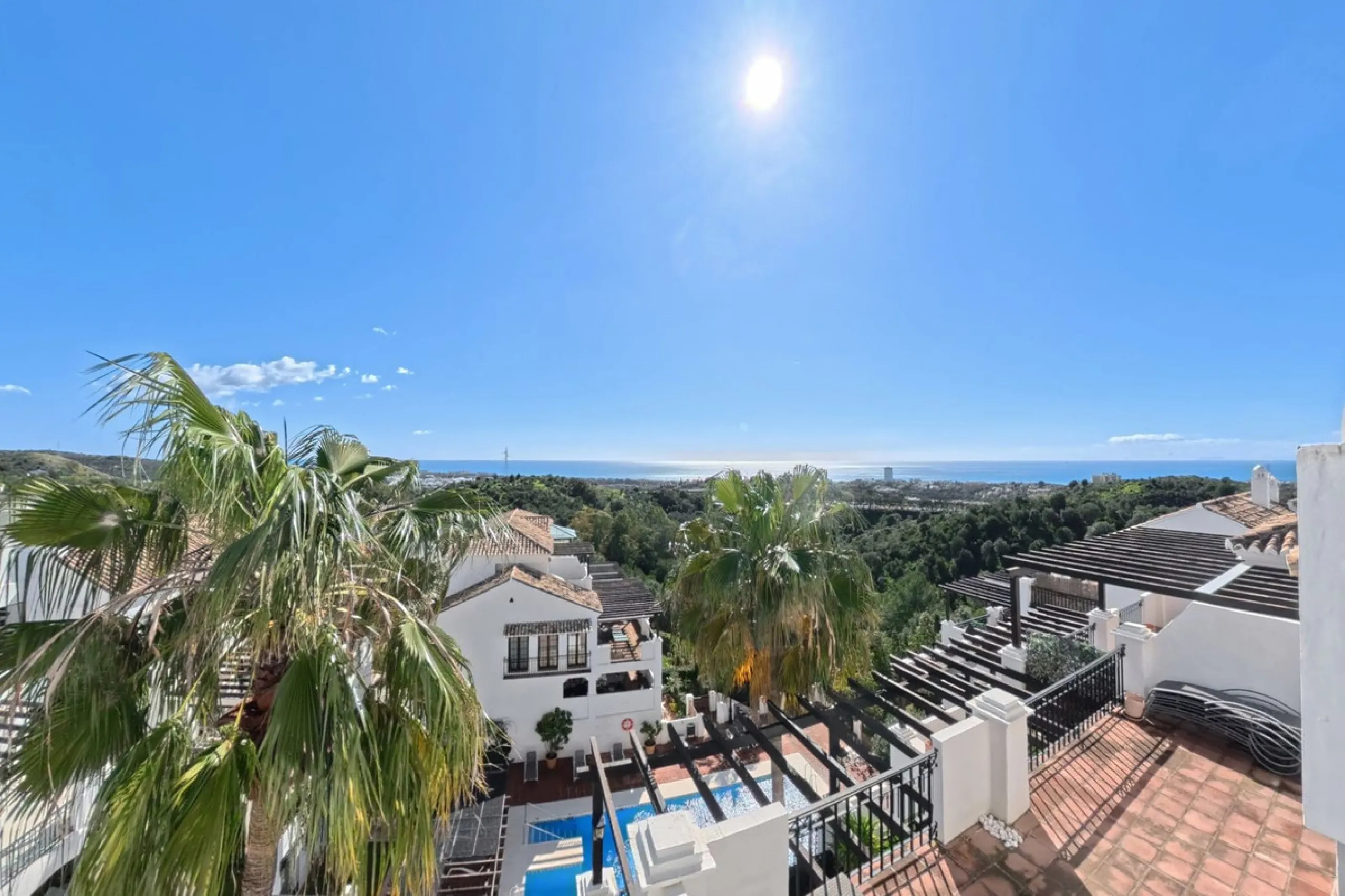 DUPLEX PENTHOUSE WITH PANORAMIC SEA VIEWS IN LOS ALTOS DE LOS MONTEROS