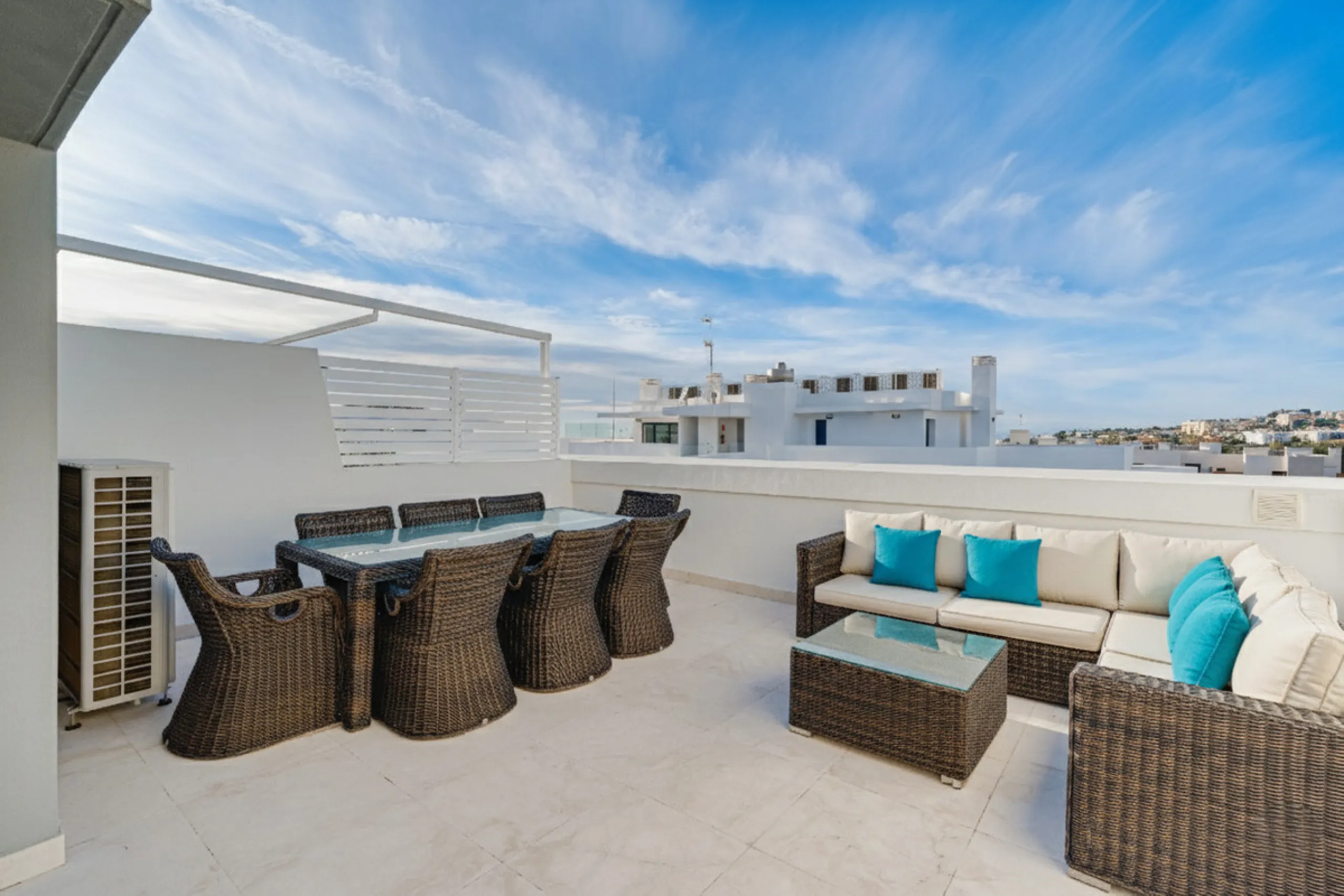 Exceptional four-bedroom townhouse located in an exclusive boutique development of just 48 contemporary luxury townhouses, set on an elevated plot in La Cala de Mijas. The gated community is surrounded by beautifully landscaped tropical gardens and offers
