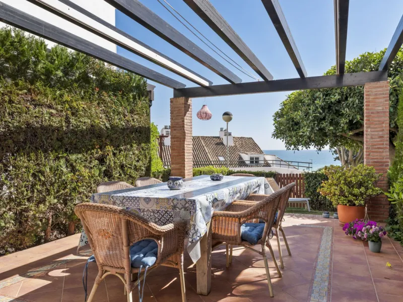 Frontline Beach Townhouse – Bahia Doncella, Estepona West