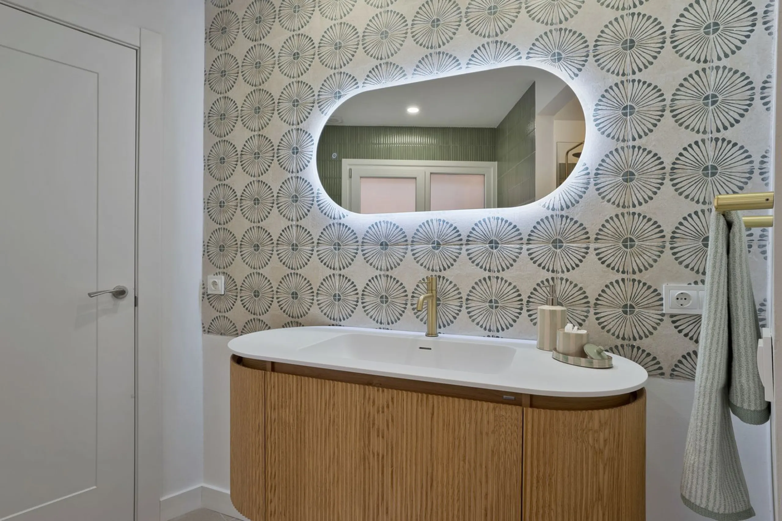 Bright and modern 2-room apartments with high ceilings, filled with sunlight and a sense of space.