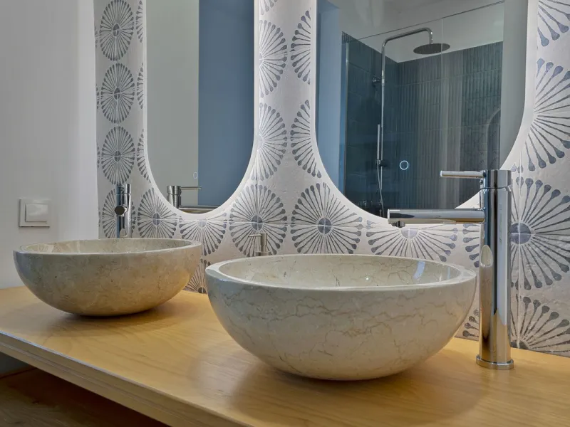 Bright and modern 2-room apartments with high ceilings, filled with sunlight and a sense of space.