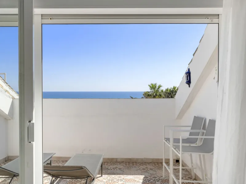 Frontline Beach Townhouse – Bahia Doncella, Estepona West