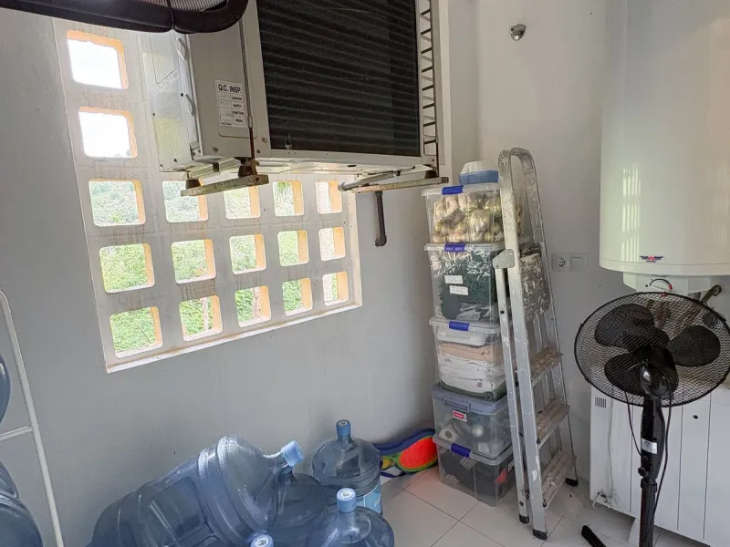 Spacious 2 Bedroom Apartment with Sea Views in Upper Calahonda