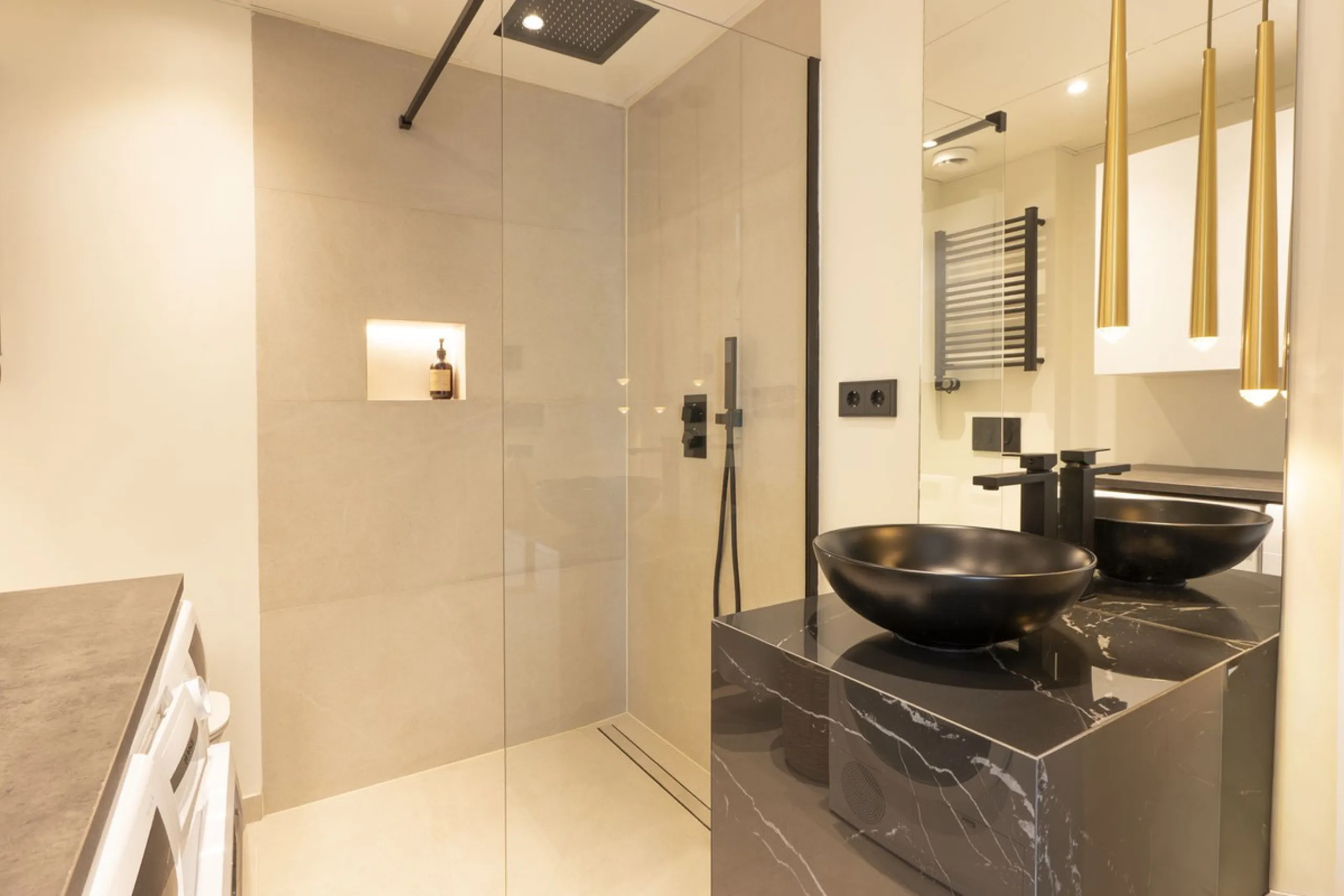 Elegant Penthouse Living in Puerto del Almendro, Benahavís