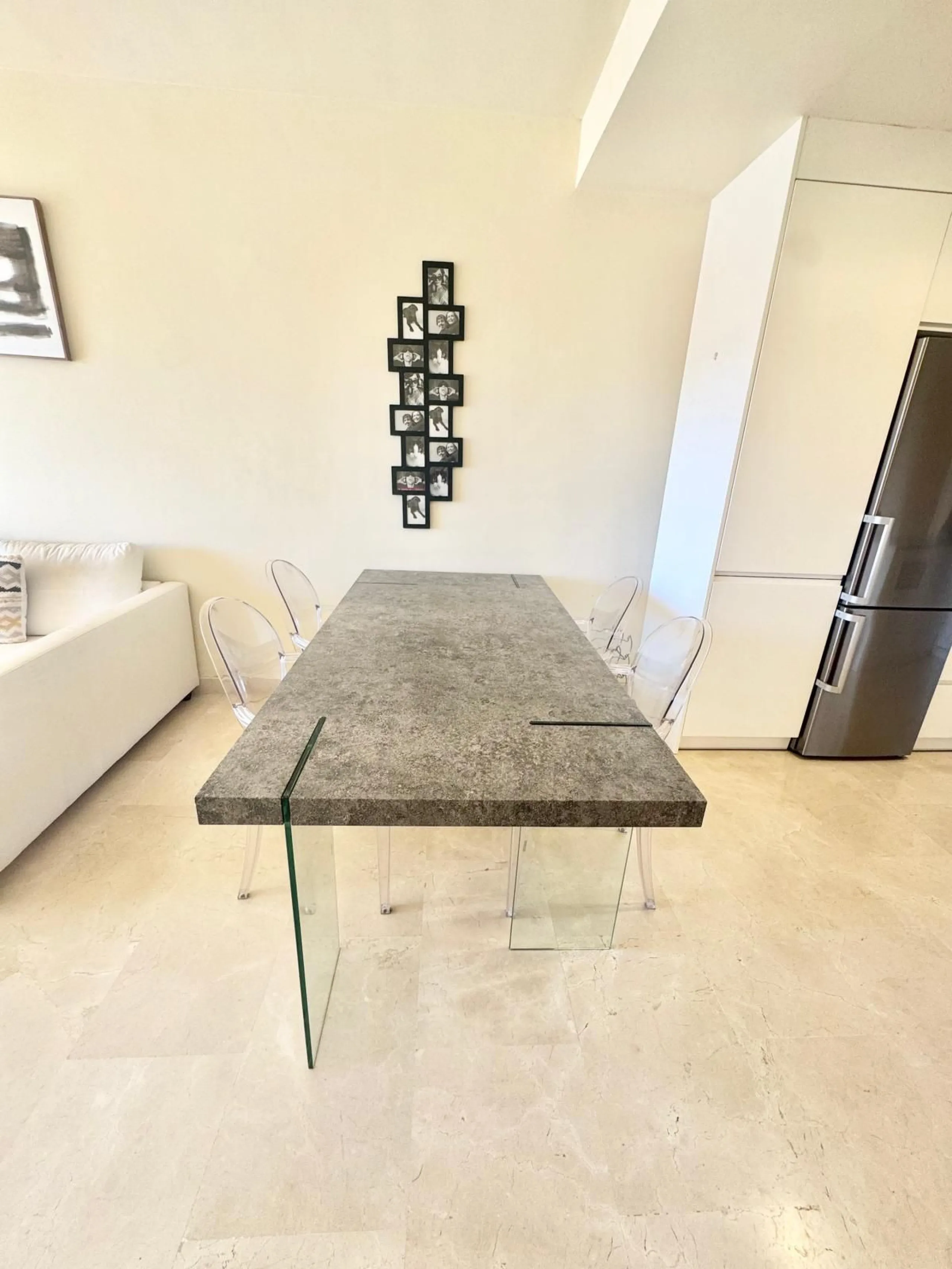 Apartment - Middle Floor Apartment в продаже в Mijas, Málaga. В доме 2 спален и 2 ванных комнат. Площадь дома 108 м²