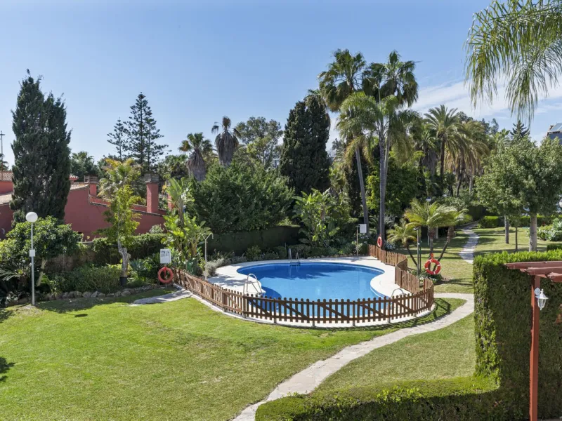 Frontline Beach Townhouse – Bahia Doncella, Estepona West